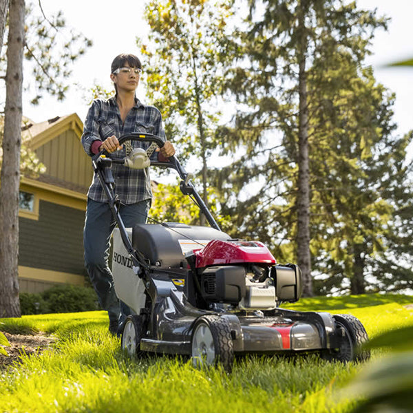 Honda HRX217HYA Self-Propelled Lawn Mower 21-Inch with Hydrostatic Cruise Control
